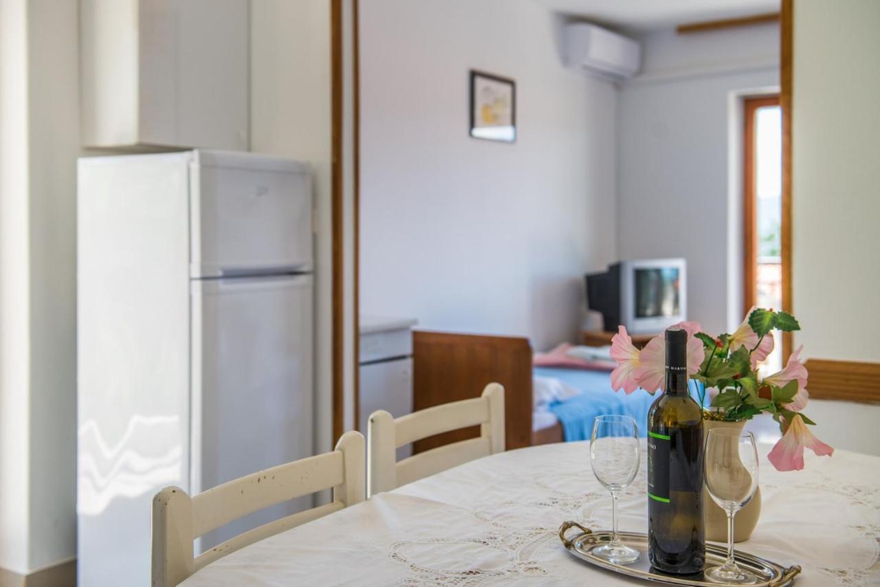 Apartments Pino Rabac Ngoại thất bức ảnh